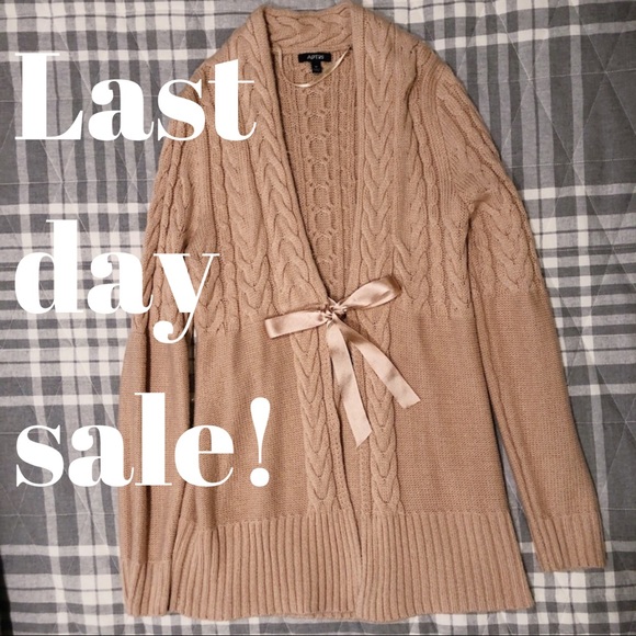 Sweater - Picture 3 of 4